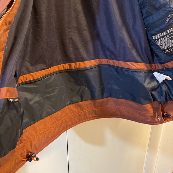 Bombshell size medium women’s jacket - Picture 6 of 8